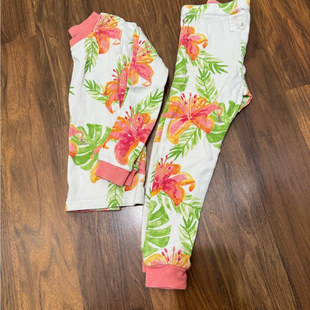Burt’s Bees Hibiscus Pajamas